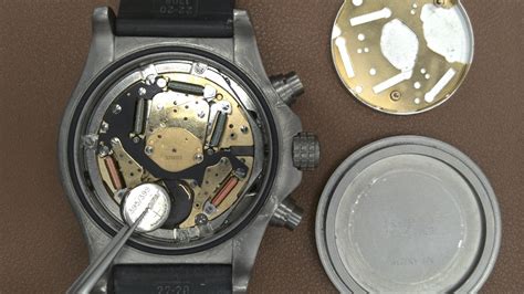 breitling a batteria|breitling watch battery removal.